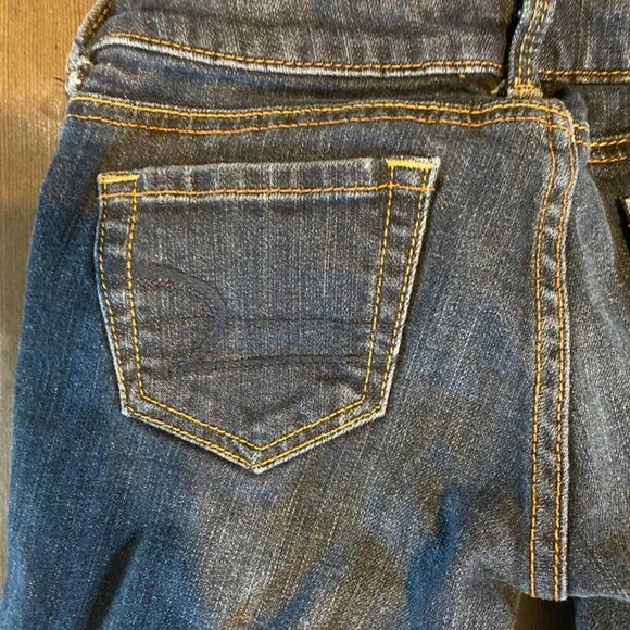 American Eagle Artist Cropped Jeans -- Size 00 - Picture 6 of 8